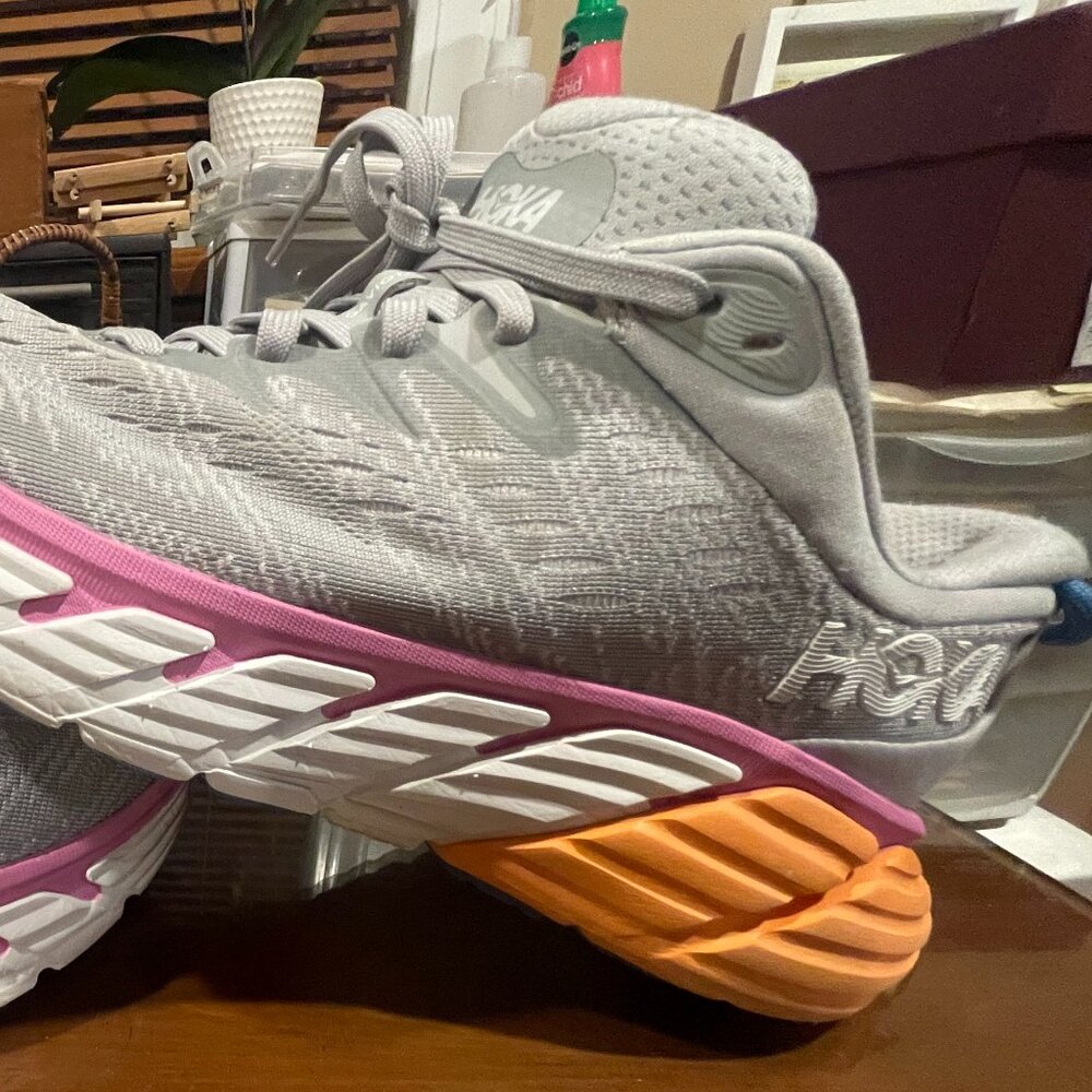 Hoka Women's Gaviota 4 womens size 7.5B